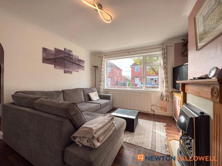 3 bedroom Semi-detached house for sale in Linton Close, Farndon