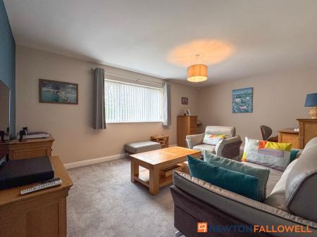 4 bedroom Detached bungalow for sale in Long Lane, Farndon