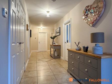 4 bedroom Detached bungalow for sale in Long Lane, Farndon