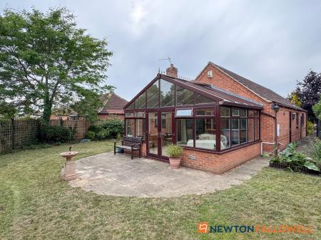 3 bedroom Detached bungalow for sale in Marlborough Court, Newark