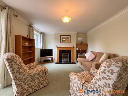 3 bedroom Detached bungalow for sale in Marlborough Court, Newark