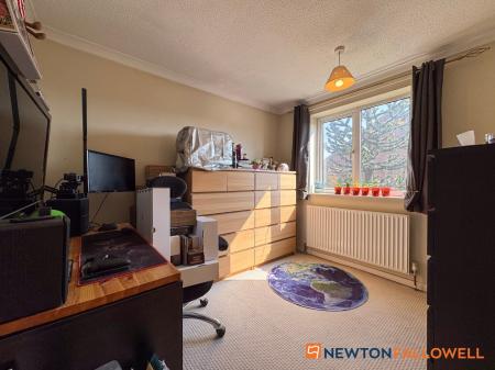 3 bedroom End of terrace house for sale in Mill Green, Newark