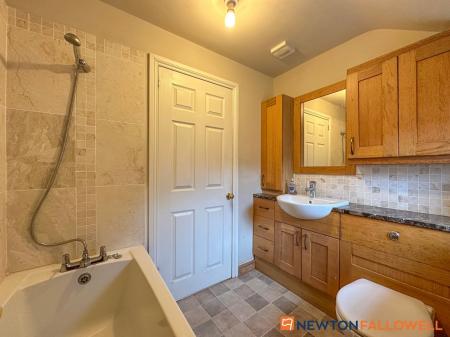 6 bedroom Detached house for sale in Mill Lane, Normanton-on-Trent