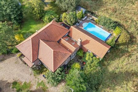 6 bedroom Detached house for sale in Mill Lane, Normanton-on-Trent