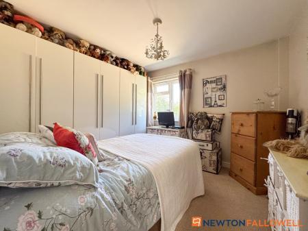 4 bedroom Detached bungalow for sale in New Lane, Girton