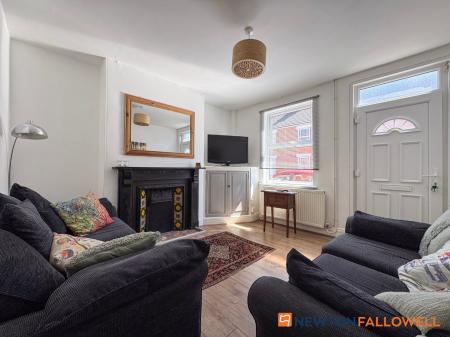 3 bedroom Terraced House for sale in Nicholson Street, Newark