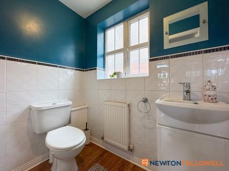 3 bedroom Detached house for sale in Normanton Road, Newark