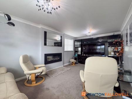 3 bedroom Detached house for sale in Normanton Road, Newark
