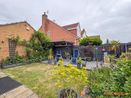 3 bedroom Detached house for sale in Normanton Road, Newark