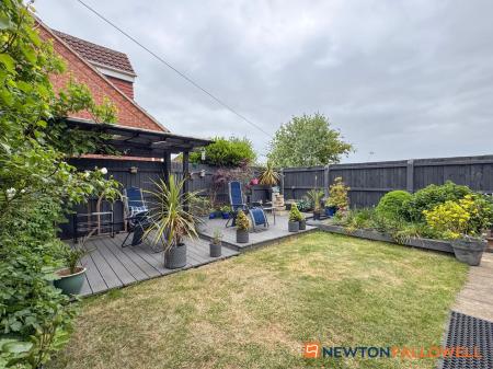 3 bedroom Detached house for sale in Normanton Road, Newark