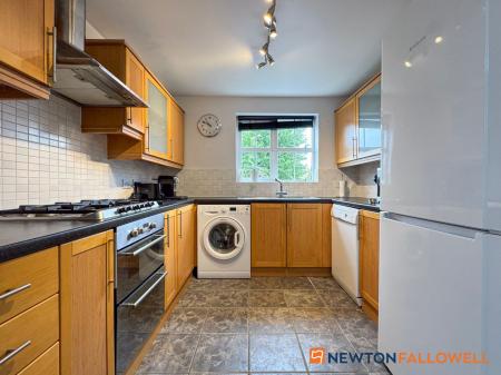 3 bedroom Detached house for sale in Normanton Road, Newark