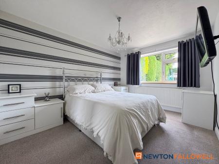 3 bedroom Bungalow for sale in North End, Farndon