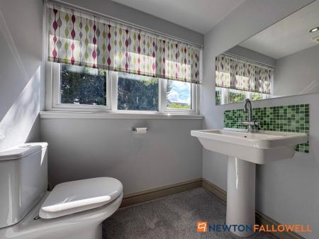 5 bedroom Detached house for sale in North Road, Sutton-on-Trent