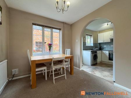 3 bedroom Semi-detached house for sale in Nursery Court, Newark