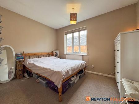 3 bedroom Semi-detached house for sale in Nursery Court, Newark