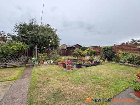 3 bedroom End of terrace house for sale in Quibell Road, Newark