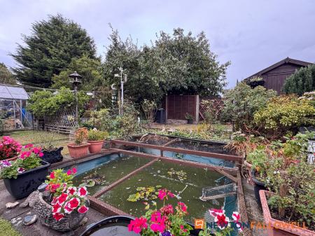 3 bedroom End of terrace house for sale in Quibell Road, Newark