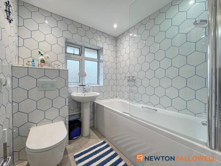 3 bedroom Detached house for sale in Ringrose Close, Newark