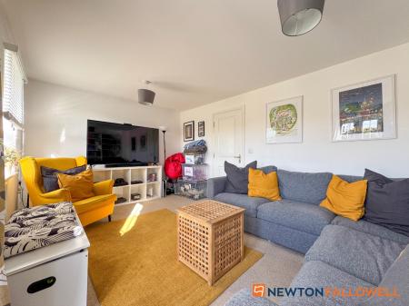 4 bedroom Town house for sale in River View, Trent Lane, Newark