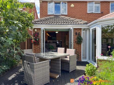 4 bedroom Detached house for sale in Saucemere Drive, Newark