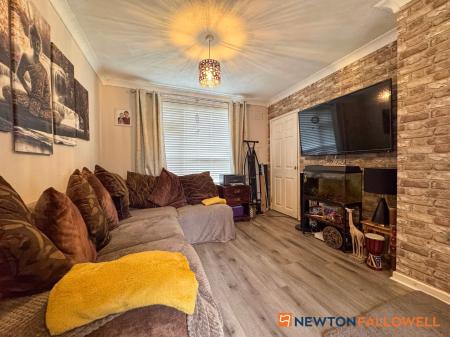 3 bedroom Terraced House for sale in The Meadows, Farndon