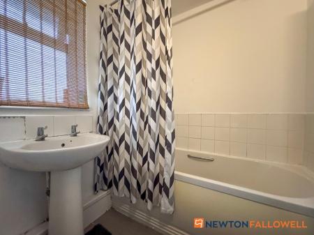 3 bedroom Terraced House for sale in The Meadows, Farndon