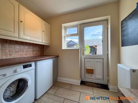 3 bedroom Semi-detached house for sale in Thoresby Avenue, Newark