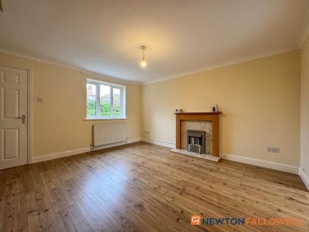 3 bedroom Terraced House for sale in Wheatsheaf Lane, Long Bennington
