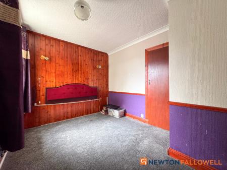 3 bedroom Terraced House for sale in Wolsey Road, Newark