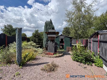 3 bedroom Terraced House for sale in Wolsey Road, Newark