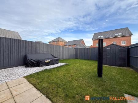 3 bedroom Semi-detached house for sale in Halifax Road, Fernwood