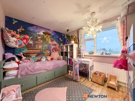 3 bedroom Semi-detached house for sale in Macaulay Drive, Balderton