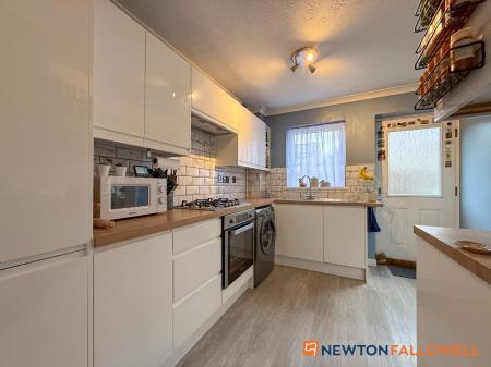 3 bedroom Detached house for sale in Robinson Close, Newark