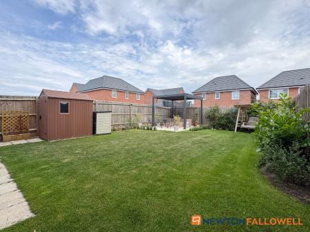 4 bedroom Detached house for sale in Phoenix Lane, Fernwood