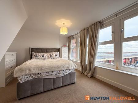 2 bedroom Flat for sale in The Tankard Building, Warwick Brewery