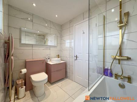 4 bedroom Detached house for sale in Chestnut Grove, Farndon