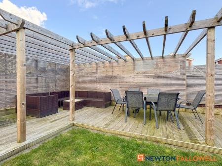 4 bedroom Detached house for sale in Chestnut Grove, Farndon