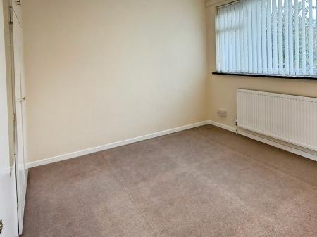 3 bedroom Semi-detached house for sale in Coombe Rise, Oadby, LE2