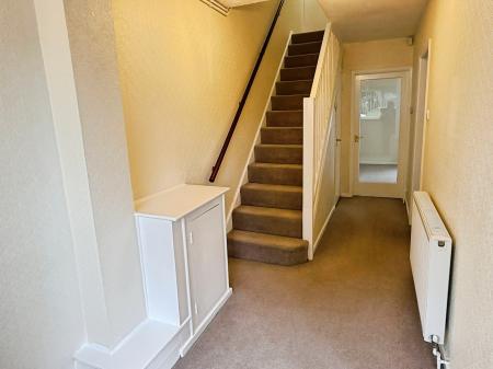 3 bedroom Semi-detached house for sale in Coombe Rise, Oadby, LE2