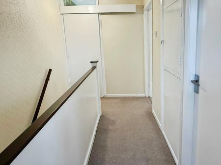 3 bedroom Semi-detached house for sale in Coombe Rise, Oadby, LE2