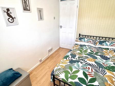 3 bedroom Semi-detached house for sale in Cowley Way, Thurnby Lodge, LE5