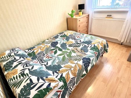 3 bedroom Semi-detached house for sale in Cowley Way, Thurnby Lodge, LE5