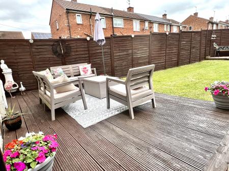 3 bedroom Semi-detached house for sale in Cowley Way, Thurnby Lodge, LE5