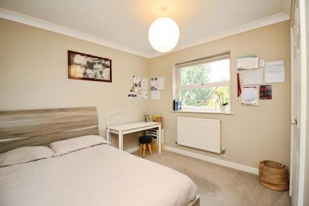 4 bedroom Detached house for sale in Devenports Hill, Bushby, LE7