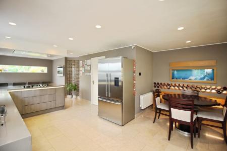 4 bedroom Detached house for sale in Devenports Hill, Bushby, LE7