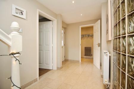 4 bedroom Detached house for sale in Devenports Hill, Bushby, LE7