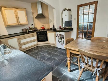 2 bedroom End of terrace house for sale in Duncan Road, Aylestone, Leicester, LE2