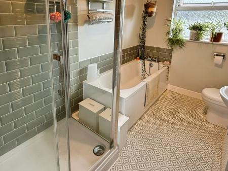 2 bedroom End of terrace house for sale in Duncan Road, Aylestone, Leicester, LE2