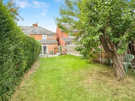 2 bedroom End of terrace house for sale in Duncan Road, Aylestone, Leicester, LE2