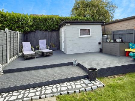 3 bedroom Terraced House for sale in Fastnet Road, Thurnby Lodge, Leicester, LE5